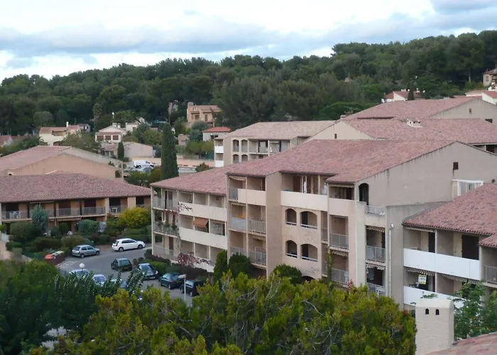Appartement Les Aigues Marines-61 By Interhome